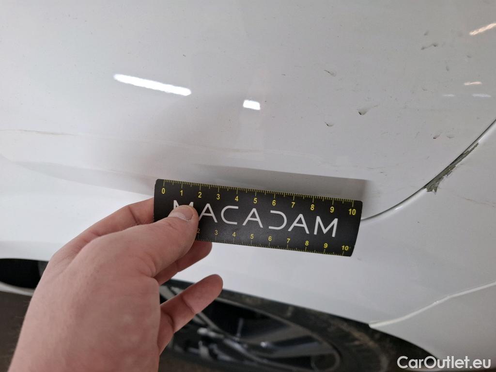  Peugeot  208  Allure Pack 1.2 PureTech 100CV BVA8 E6d #40