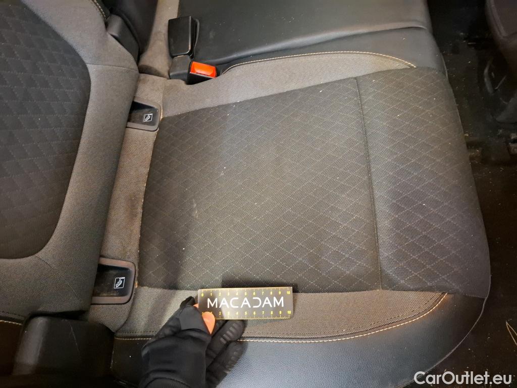  Opel   Grandland X Grandland X Elegance Business 1.5 130CV BVA8 E6d #34