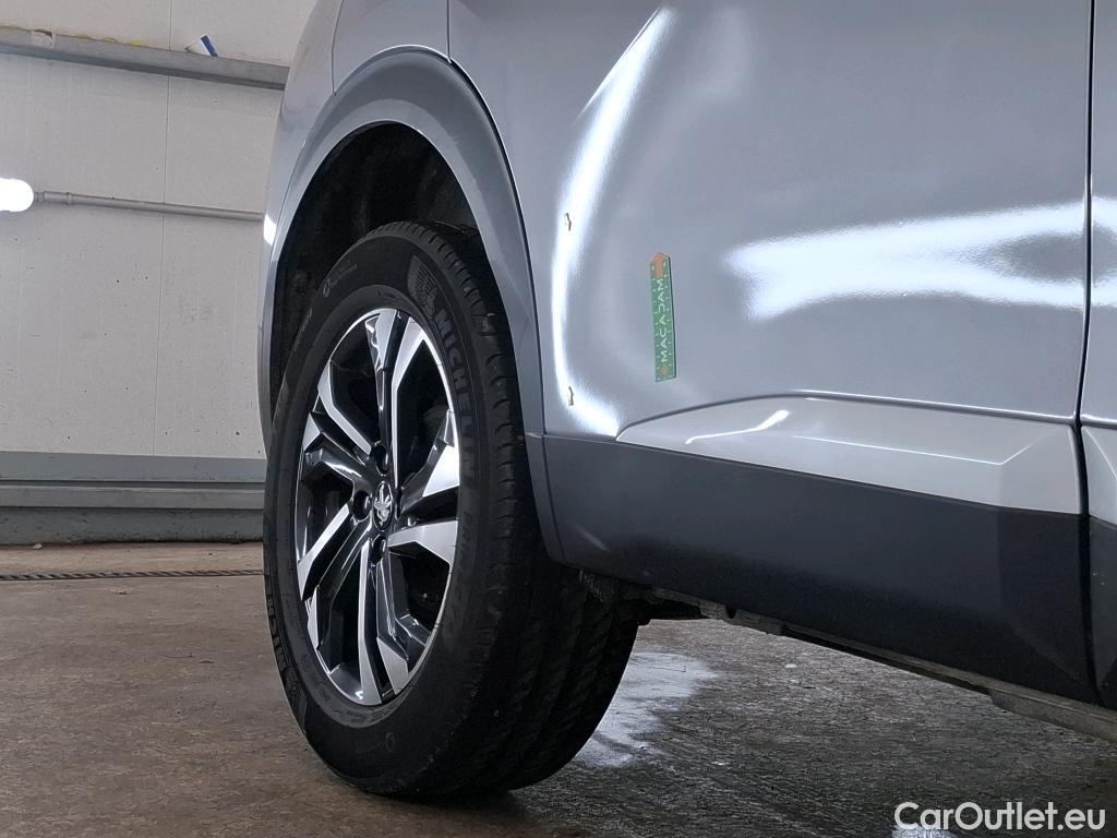  Peugeot  2008  Allure Business 1.2 PureTech 130CV BVM6 E6d #17