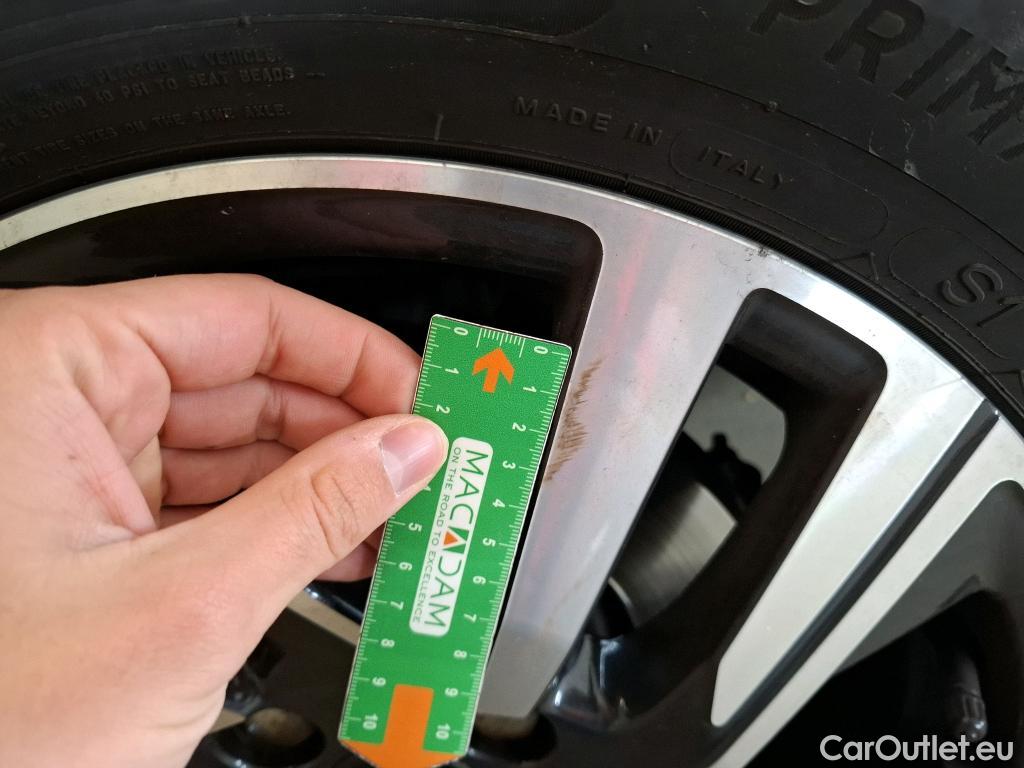  Peugeot  208  Allure Business 1.2 PureTech 100CV BVM6 E6d #17