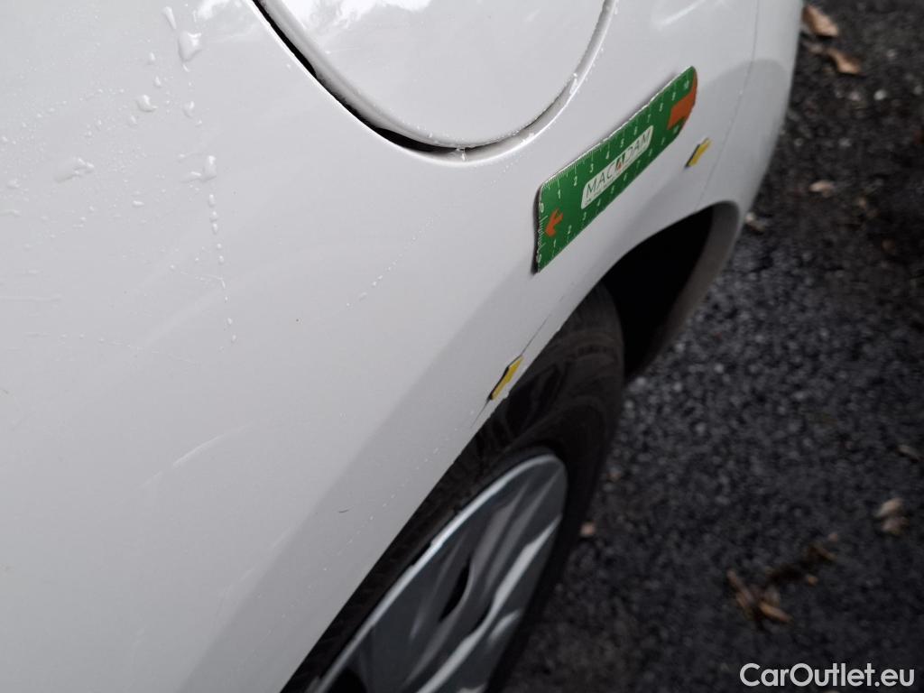  Toyota  Yaris TOYOTA  Hybride / 2019 / 5P / Berline Hybride 116h Dynamic Business Beyond Zer #12