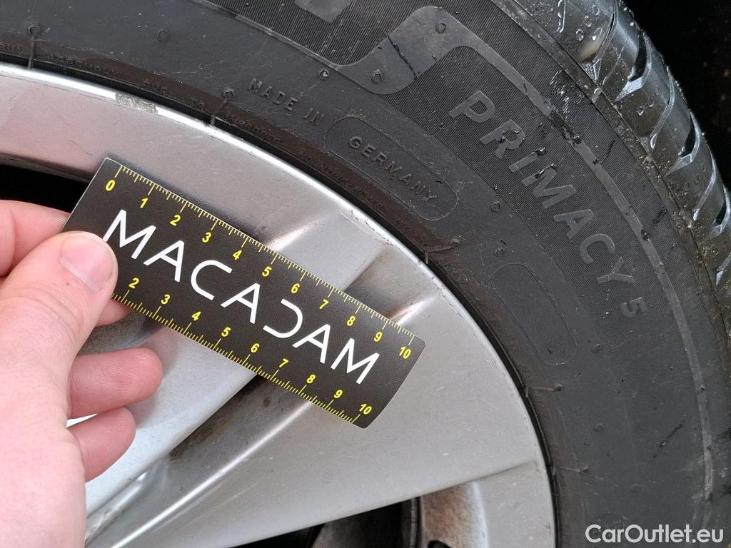  Volkswagen  Golf  VOLKSWAGEN / 2020 / 5P / Berline 1.5 eTSI OPF 150 DSG7 Life Busi 1st #5