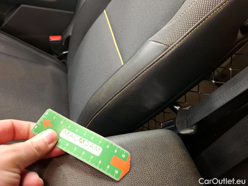  Renault  Kangoo RENAULT  / 2021 / 4P / Fourgonnette Extra - Blue dCi95 Sésame Ouvre Toi #24