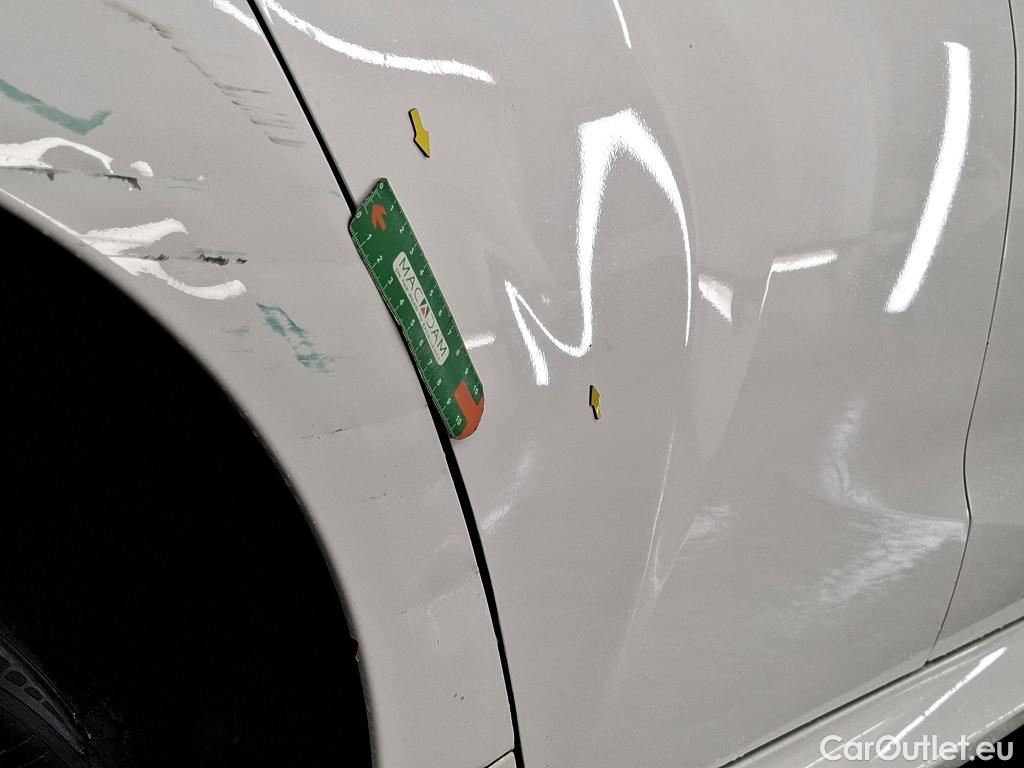  Toyota  Yaris TOYOTA  Hybride / 2019 / 5P / Berline Hybride 116h Dynamic Business Beyond Zer #17