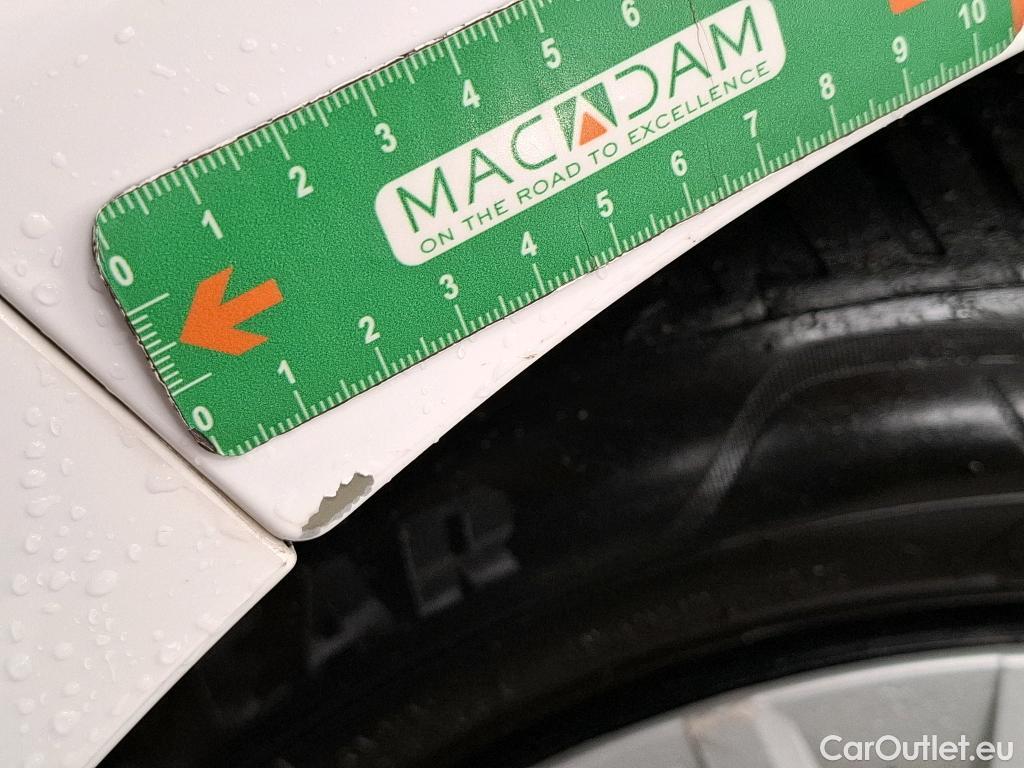  Toyota  Yaris TOYOTA  Hybride / 2019 / 5P / Berline Hybride 116h Dynamic Business Beyond Zer #31