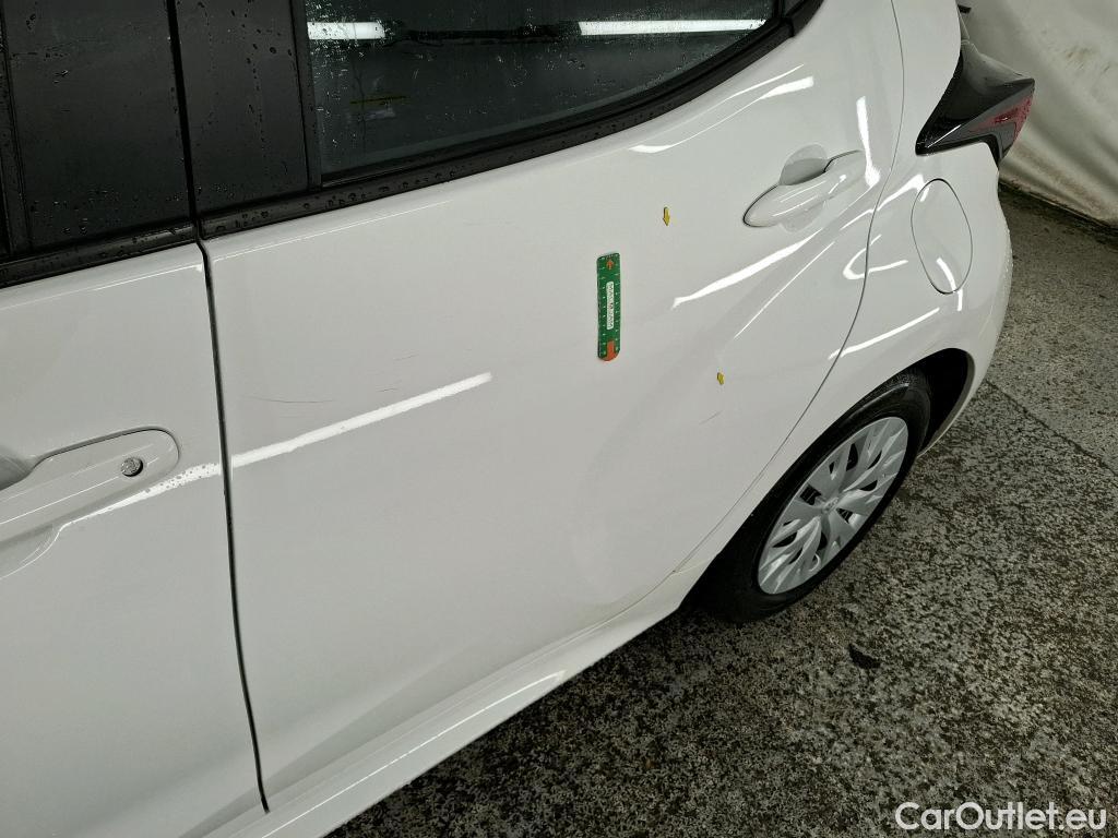  Toyota  Yaris TOYOTA  Hybride / 2019 / 5P / Berline Hybride 116h Dynamic Business Beyond Zer #1