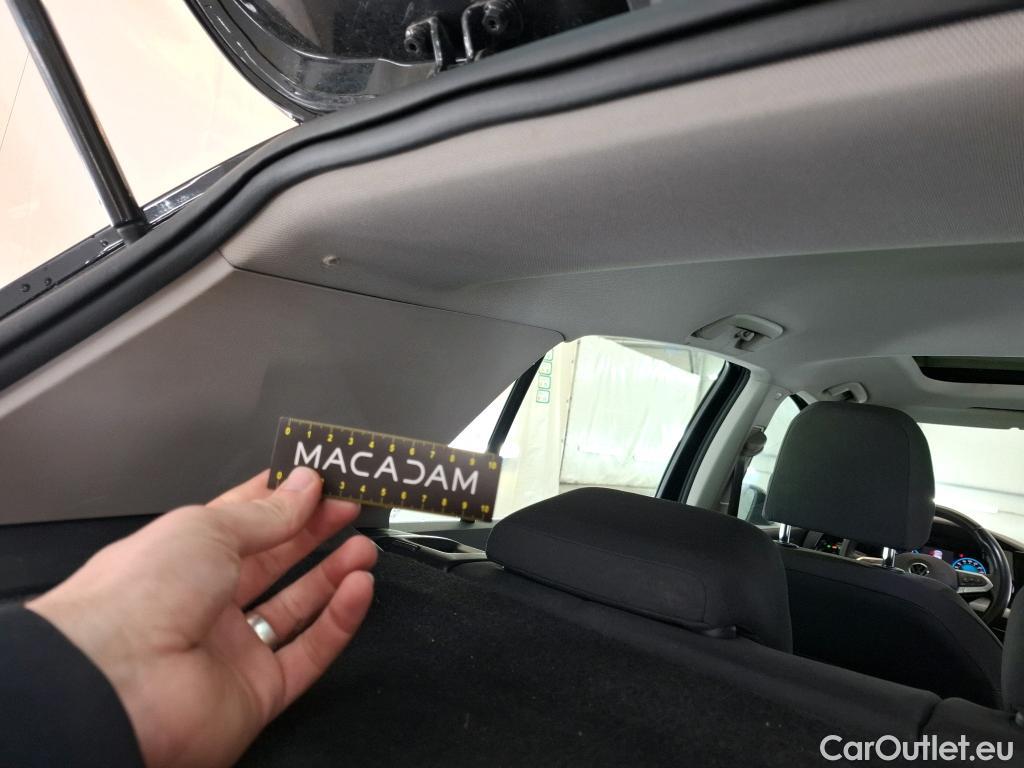  Volkswagen  Golf  VOLKSWAGEN / 2020 / 5P / Berline 1.5 eTSI OPF 150 DSG7 Life Busi 1st #12