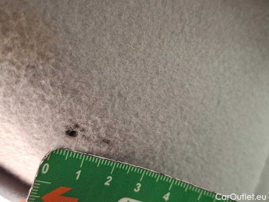  Toyota  Yaris TOYOTA  Hybride / 2019 / 5P / Berline Hybride 116h Dynamic Business Beyond Zer #24