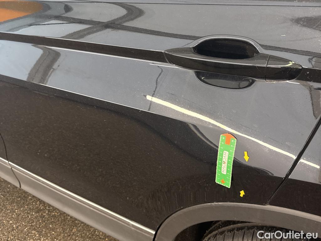  Volkswagen  Tiguan VOLKSWAGEN  / 2020 / 5P / SUV 2.0 TDI 150 DSG7 Life #9