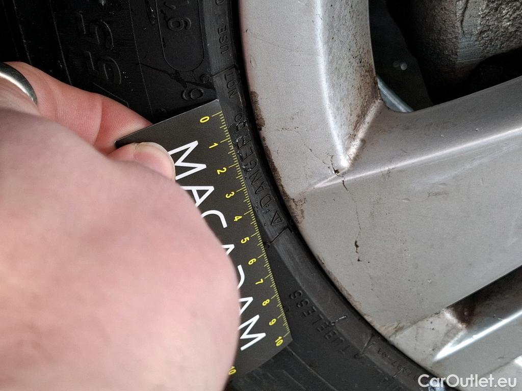  Volkswagen  Golf  VOLKSWAGEN / 2020 / 5P / Berline 1.5 eTSI OPF 150 DSG7 Life Busi 1st #3