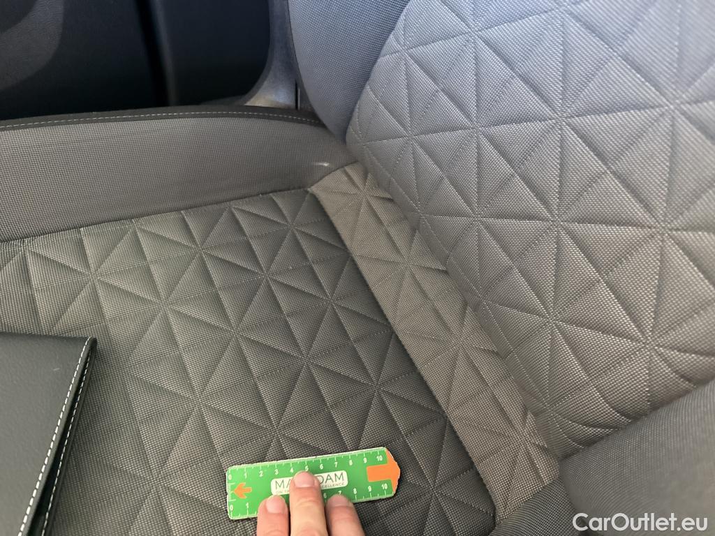  Volkswagen  Tiguan VOLKSWAGEN  / 2020 / 5P / SUV 2.0 TDI 150 DSG7 Life #28