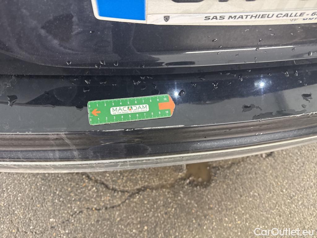  Volkswagen  Tiguan VOLKSWAGEN  / 2020 / 5P / SUV 2.0 TDI 150 DSG7 Life #14