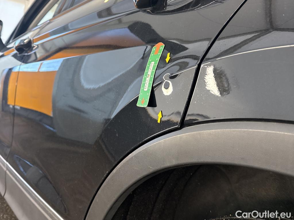  Volkswagen  Tiguan VOLKSWAGEN  / 2020 / 5P / SUV 2.0 TDI 150 DSG7 Life #12