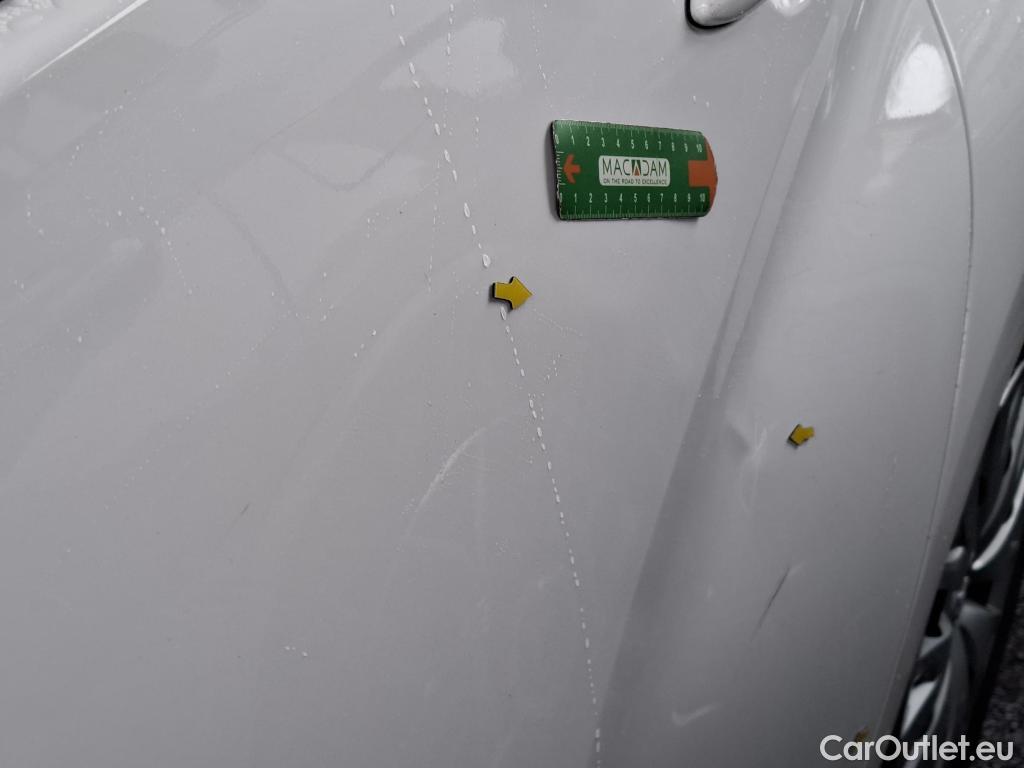  Toyota  Yaris TOYOTA  Hybride / 2019 / 5P / Berline Hybride 116h Dynamic Business Beyond Zer #4