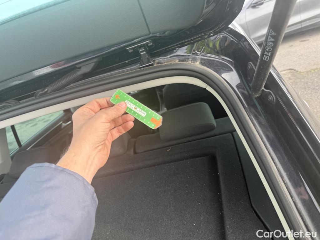  Volkswagen  Tiguan VOLKSWAGEN  / 2020 / 5P / SUV 2.0 TDI 150 DSG7 Life #18