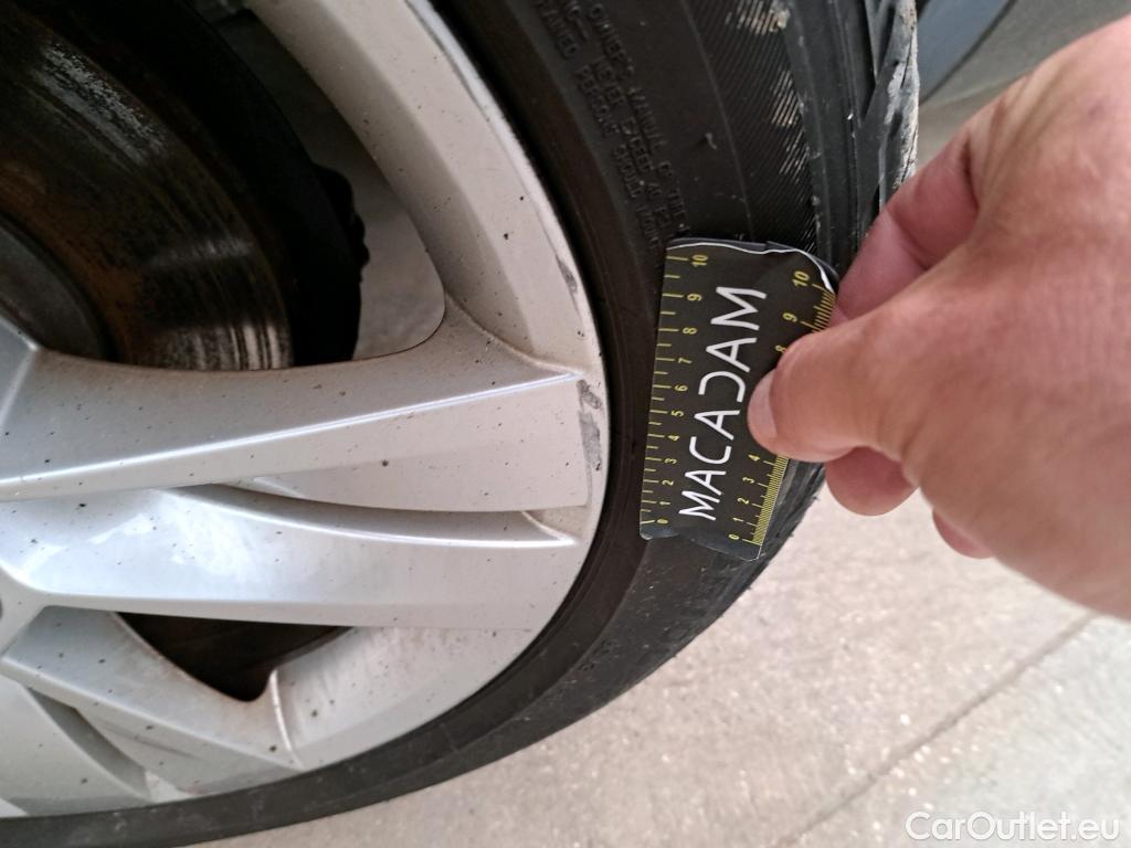  Land Rover  Discovery SKODA Karoq 5p SUV 15 TSI 150ch ACT DSG7 Style #4