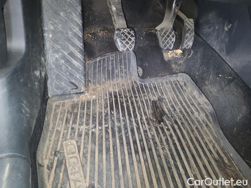  Skoda  Octavia  Combi (NX3)(2020) Oct.Combi 2.0TDI 85 Ambition #8