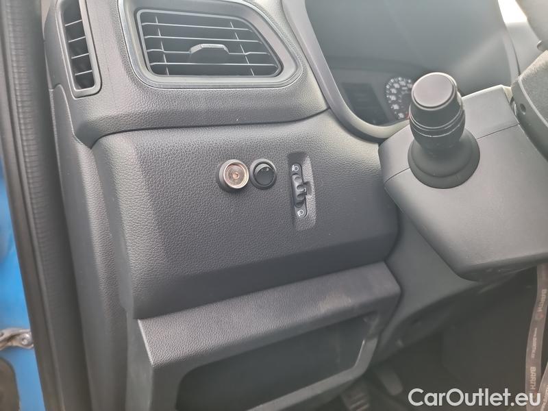  Opel  Movano  (2010) MoCha CDTI150 L3H1 3.5T FWD #7