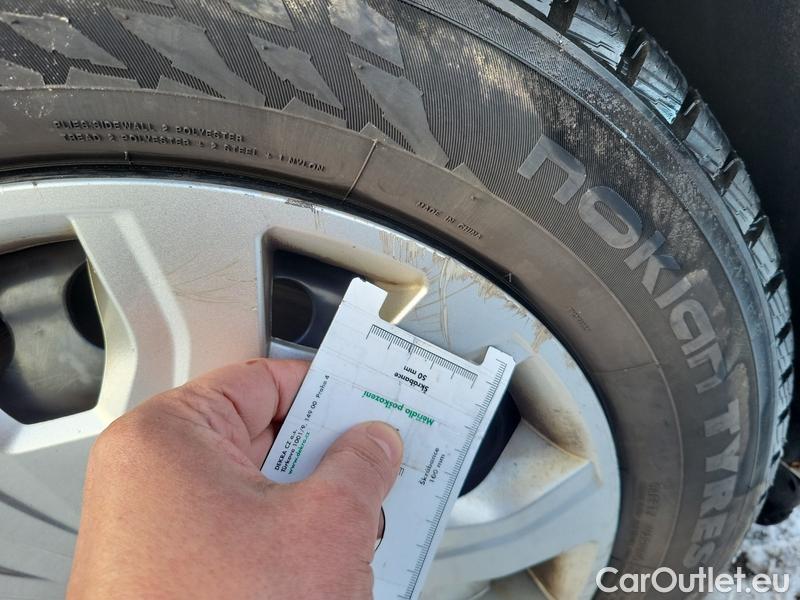  Ford  Transit Connect  (CFJ) (2024) Tr.Co.1.5EB 74 TREND L2 4d #18