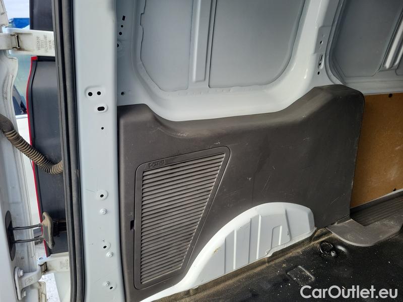  Ford  Transit Connect  (CFJ) (2024) Tr.Co.1.5EB 74 TREND L2 4d #3