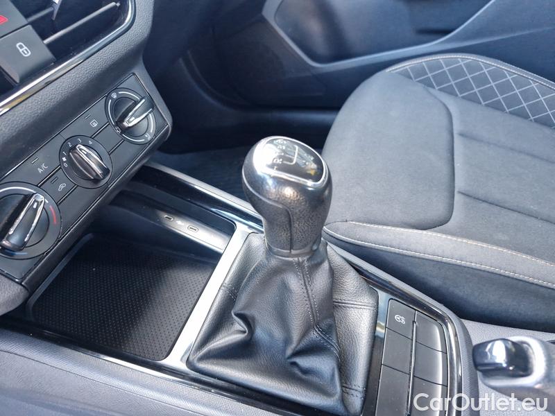  Skoda  KAMIQ -SUV (NW4) (2019)  1.0TSI 70 Ambition #8