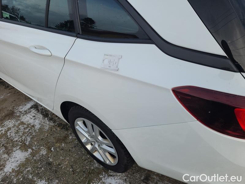  Opel  Astra  K Sports Tourer (2015) ST 1.5CDTi 77 Edition 5d #22