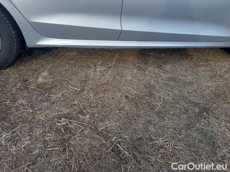  Skoda  Octavia  Combi (NX3)(2020) Oct.Combi 2.0TDI 85 Ambition #24