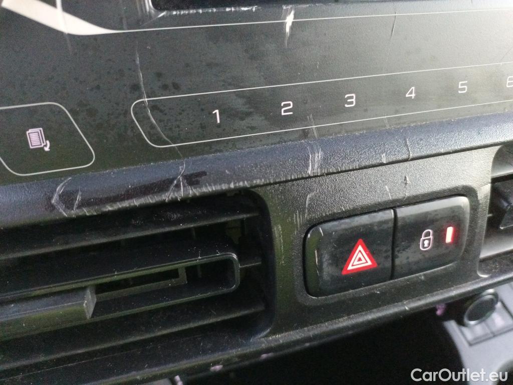  Toyota  Proace TOYOTA  City / 2020 / 4P / combi 1.5D 75kW (100CV) GX L1 (CX) #18