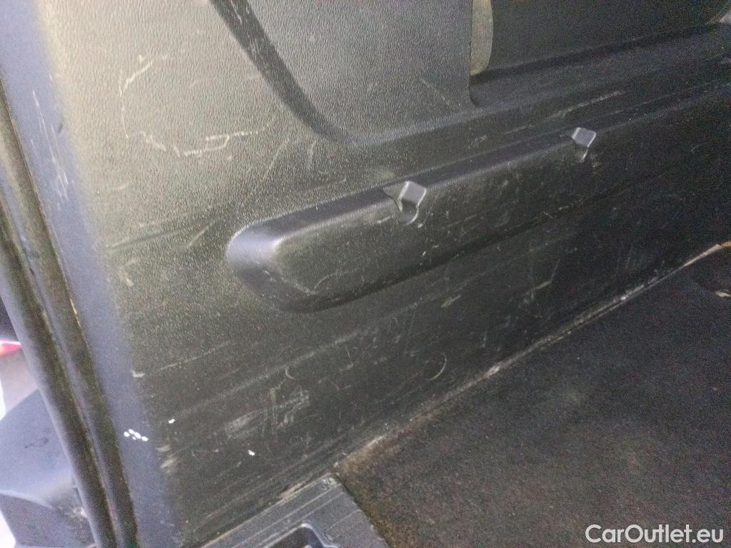  Toyota  Proace TOYOTA  City / 2020 / 4P / combi 1.5D 75kW (100CV) GX L1 (CX) #23