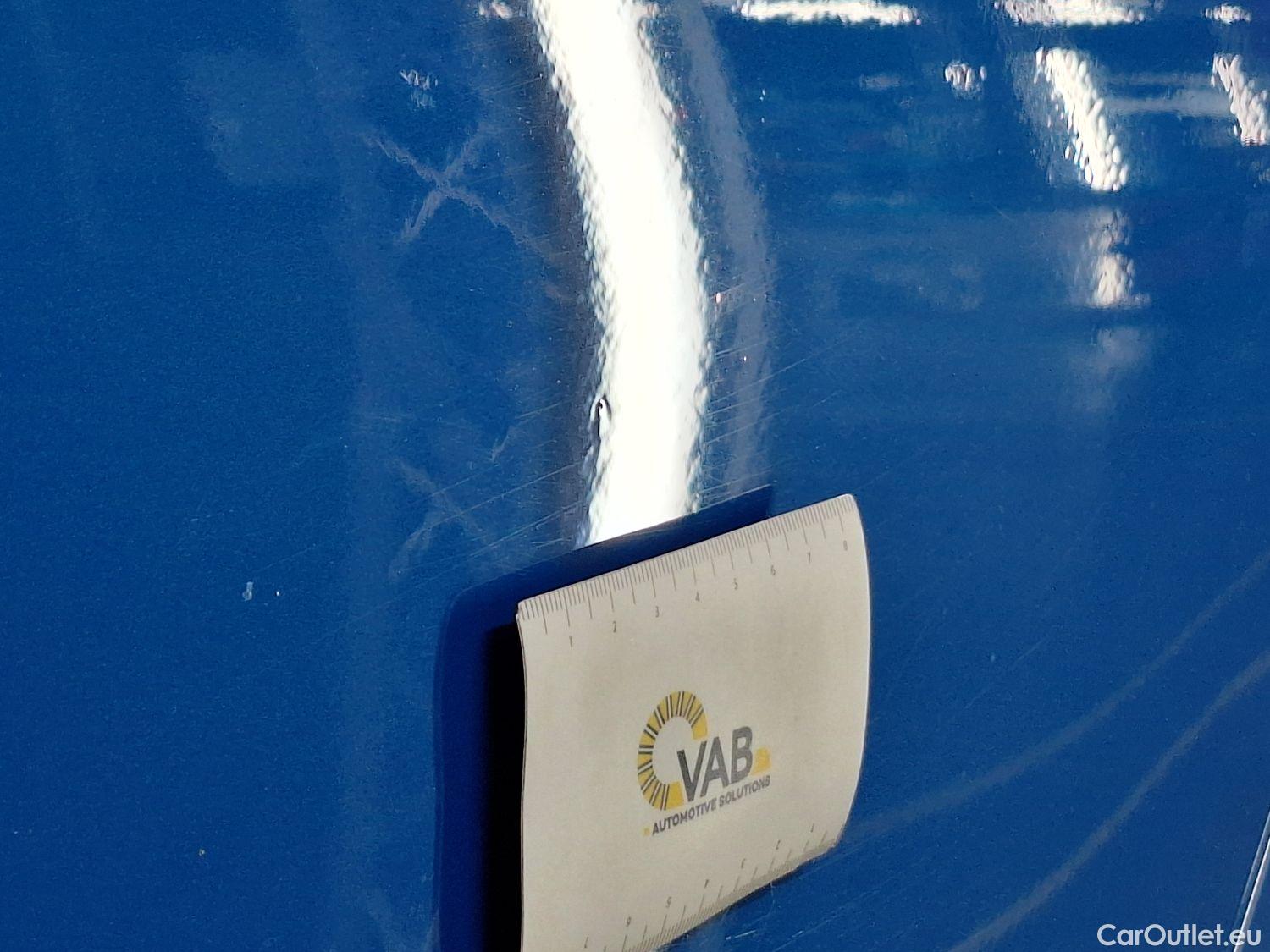  Bmw  Serie 1 BMW, 1-serie '19, BMW 1 Reeks Hatch 118iA (103 kW) 5d #14