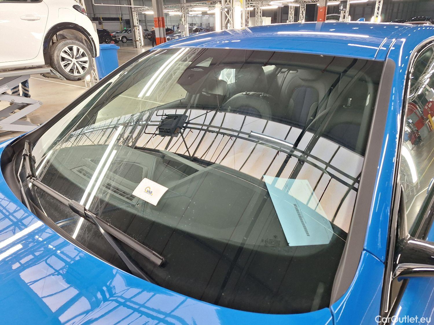  Bmw  Serie 1 BMW, 1-serie '19, BMW 1 Reeks Hatch 118iA (103 kW) 5d #21