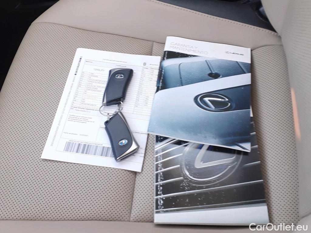  Lexus  ES LEXUS  / 2018 / 4P / sedán 2.5 300h Premium #11