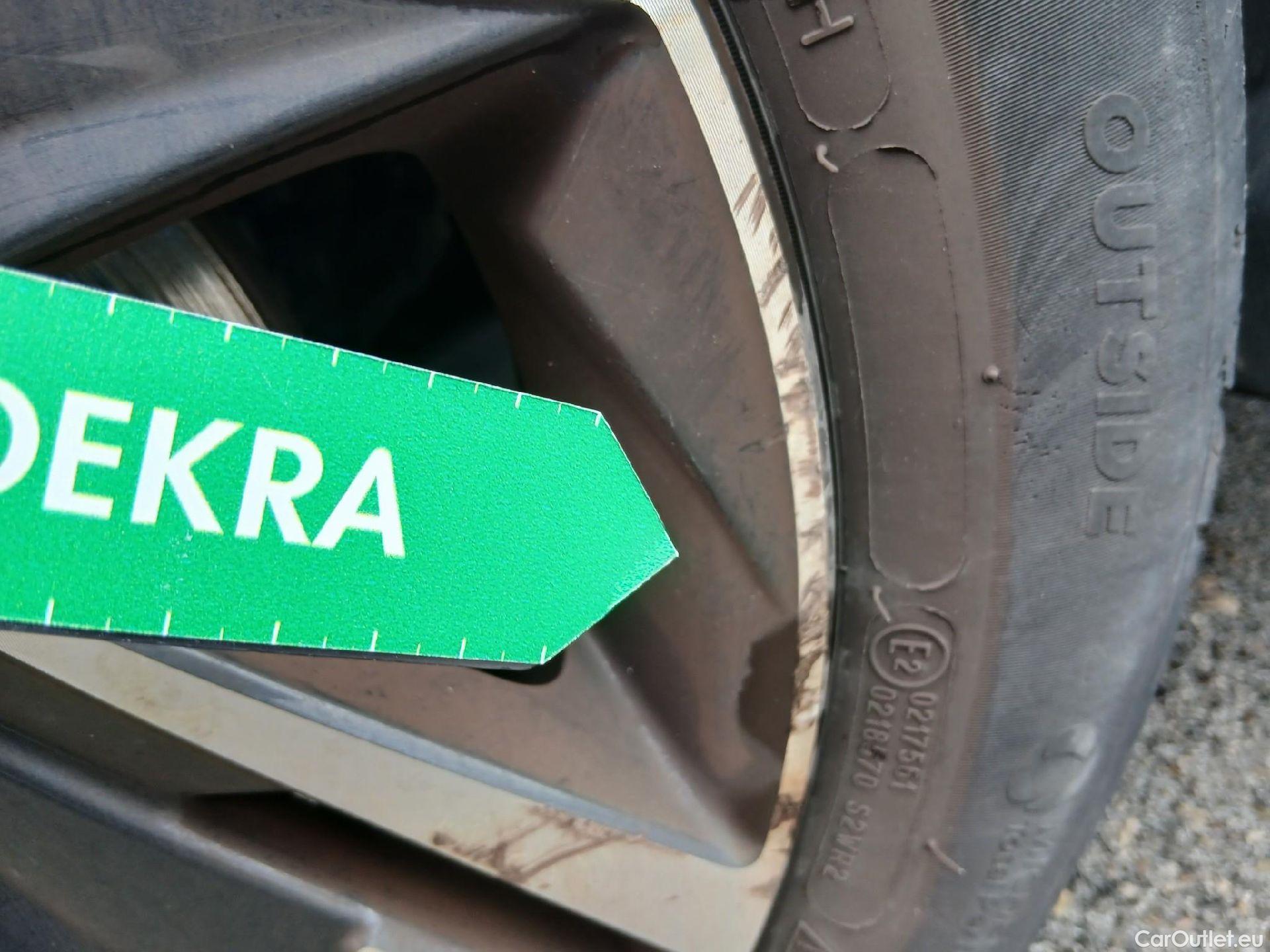  Hyundai  Bayon HYUNDAI  / 2021 / 5P / todoterreno 1.2 MPI Maxx #14