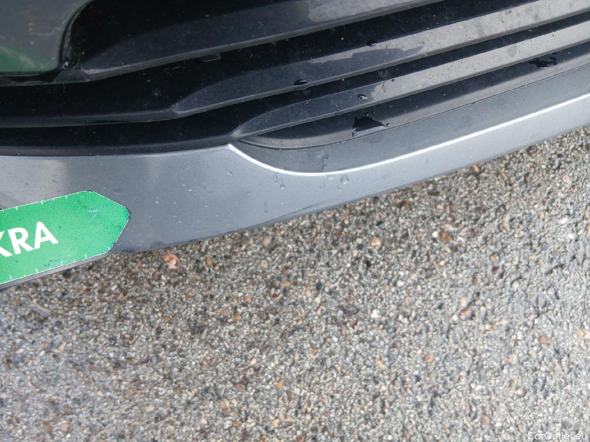  Bmw  X2 BMW  / 2017 / 5P / todoterreno sDrive18d (AC) #8