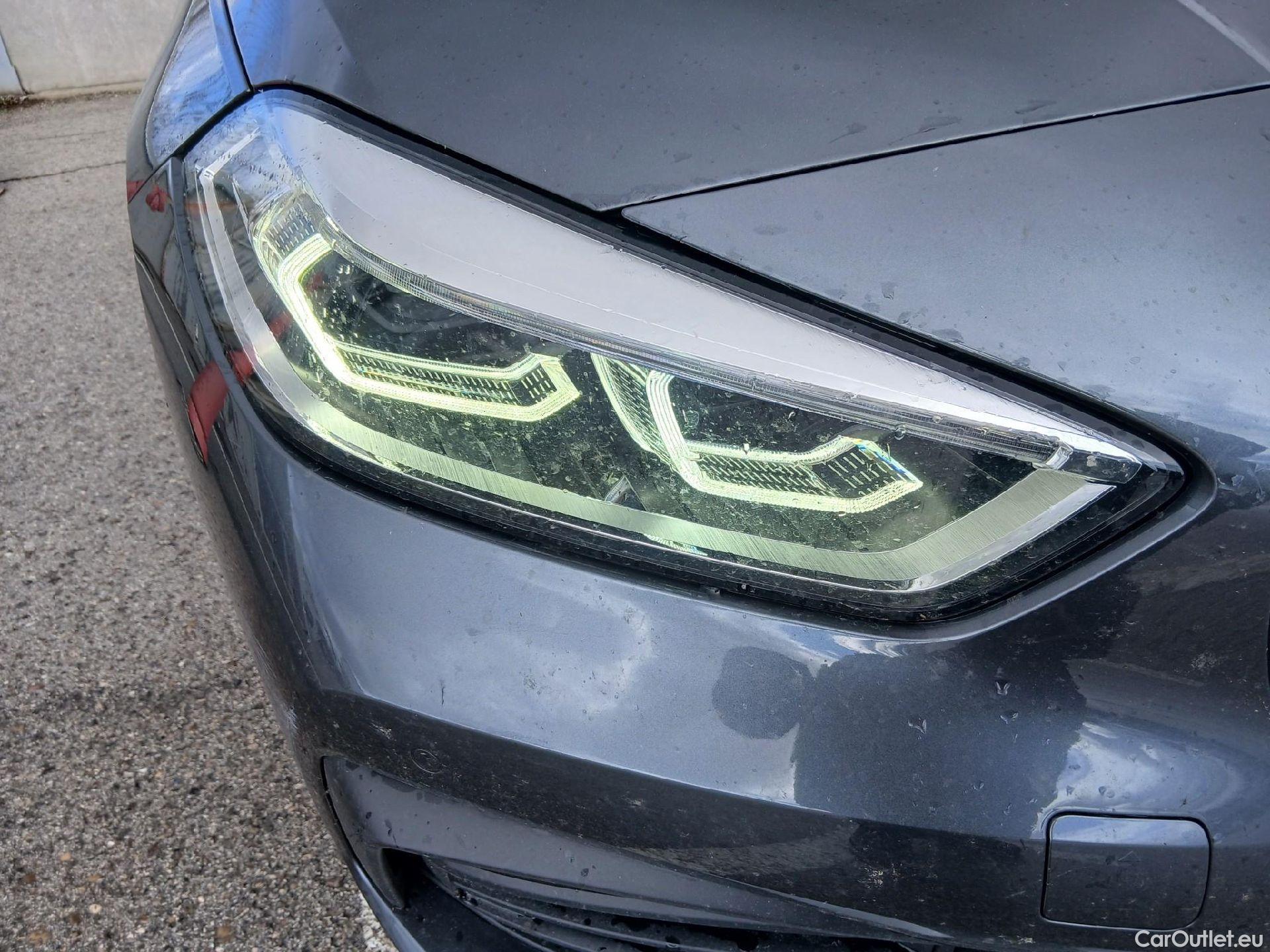  Bmw  Serie 1 BMW  / 2019 / 5P / berlina con portón 118i #8