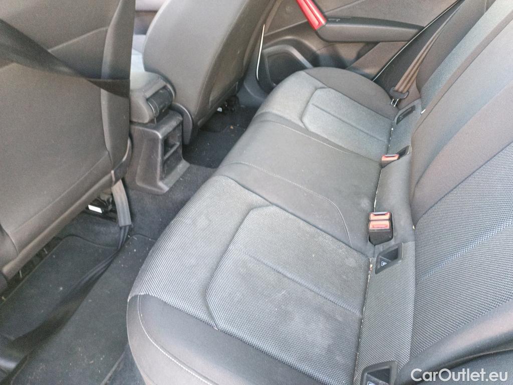  Audi  Q2 AUDI  / 2016 / 5P / todoterreno Sport 30 TFSI 85kW (116CV) CX #4