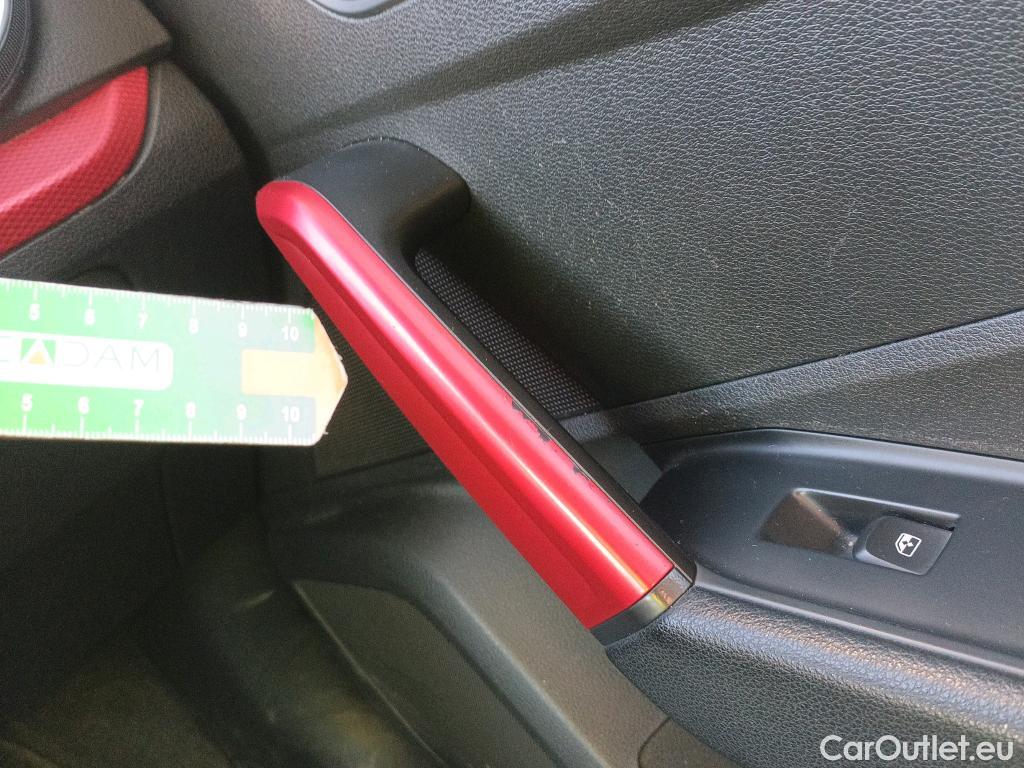  Audi  Q2 AUDI  / 2016 / 5P / todoterreno Sport 30 TFSI 85kW (116CV) CX #7