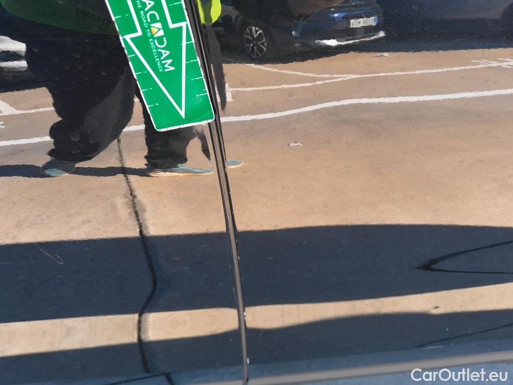  Bmw  X2 BMW  sDrive18i Impulse Steptronic Techo Solar #8