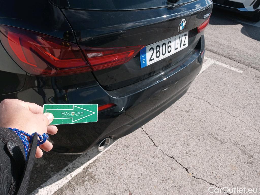  Bmw  Serie 1 BMW  / 2019 / 5P / berlina con portón 116d #11