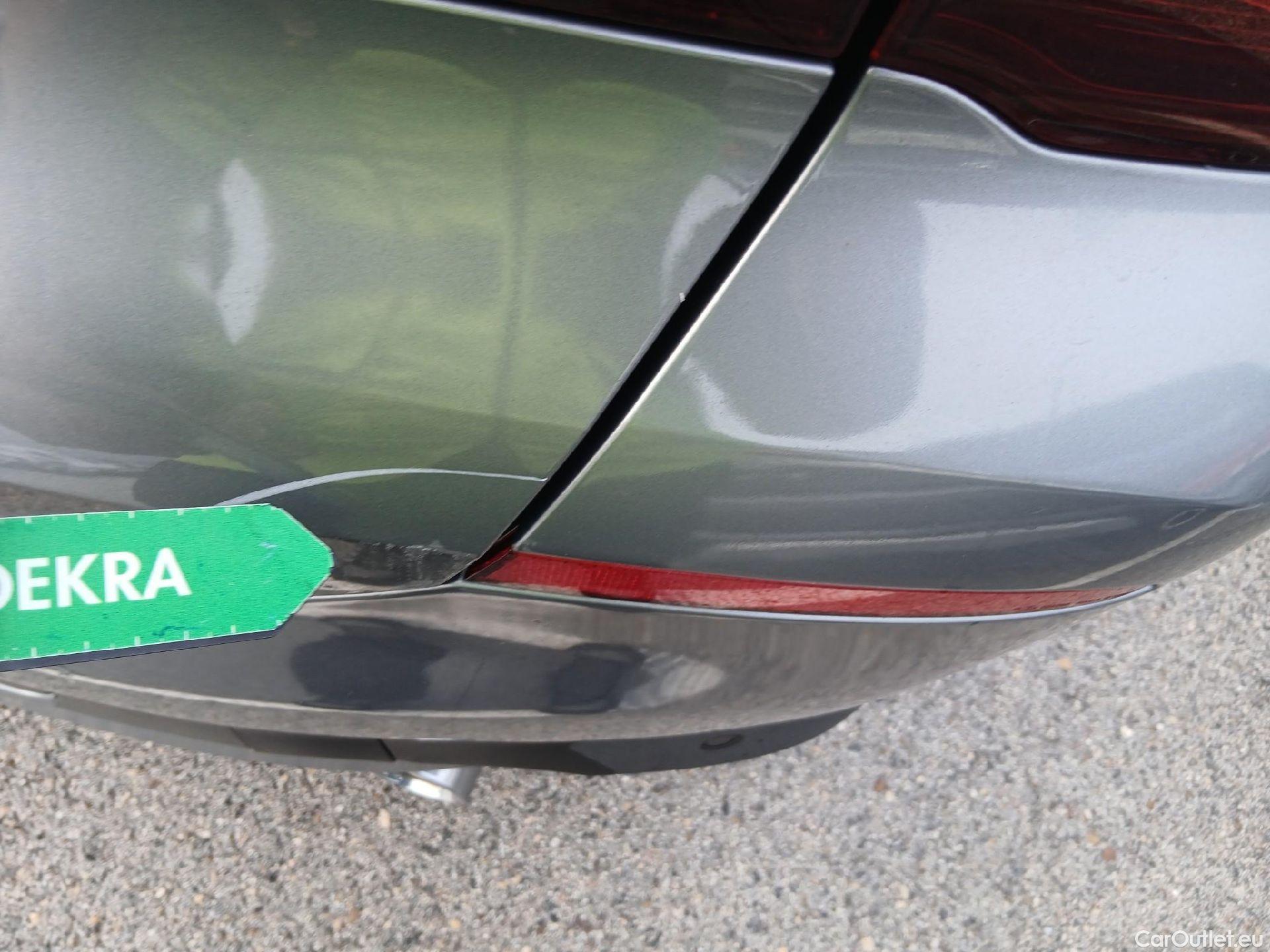  Bmw  X2 BMW  / 2017 / 5P / todoterreno sDrive18d (AC) #17