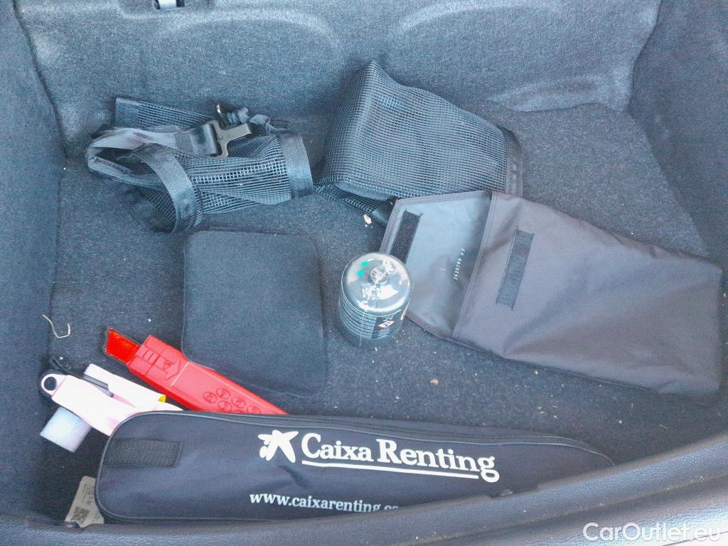  Bmw  X2 BMW  sDrive18i Impulse Steptronic Techo Solar #16