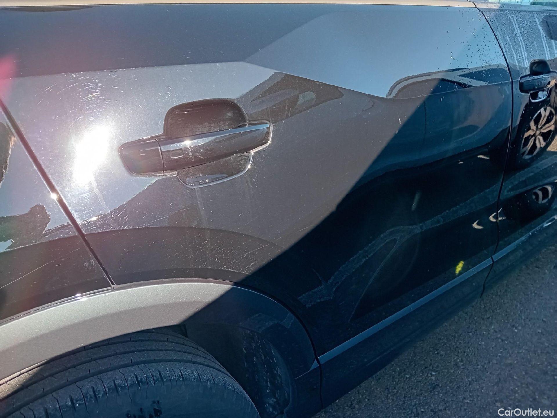  Audi  Q2 AUDI  / 2020 / 5P / todoterreno Advanced 30 TDI 85kW (116CV) #9