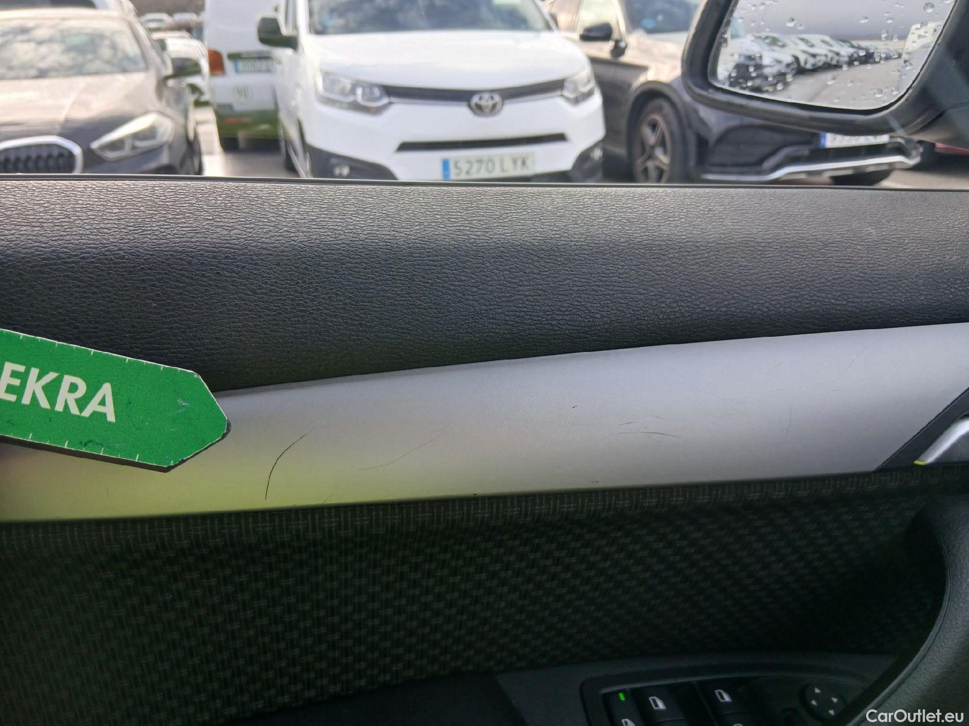  Bmw  X2 BMW  / 2017 / 5P / todoterreno sDrive18d (AC) #25