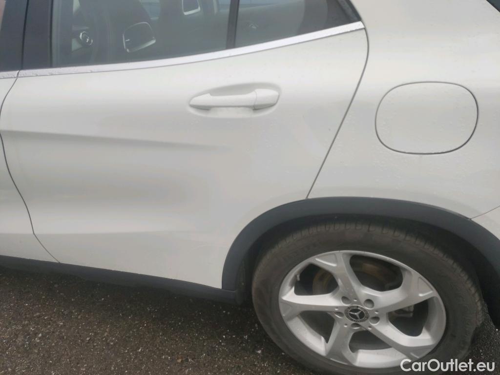  Mercedes  GLA MERCEDES-BENZ Clase  / 2017 / 5P / todoterreno  200 d #9