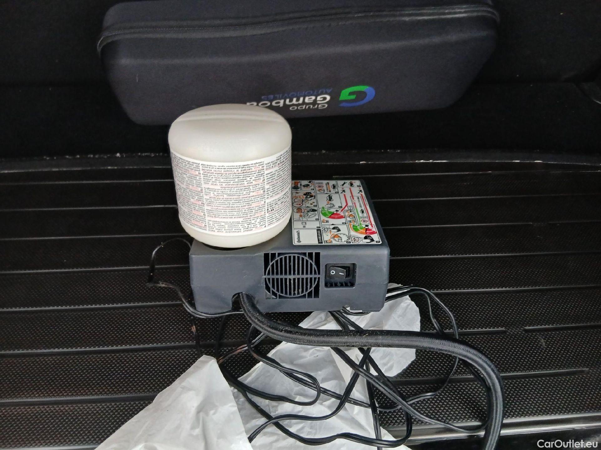  Hyundai  Tucson HYUNDAI  / 2020 / 5P / todoterreno 1.6 TGDI 169kW HEV Tecno Auto 2C #6