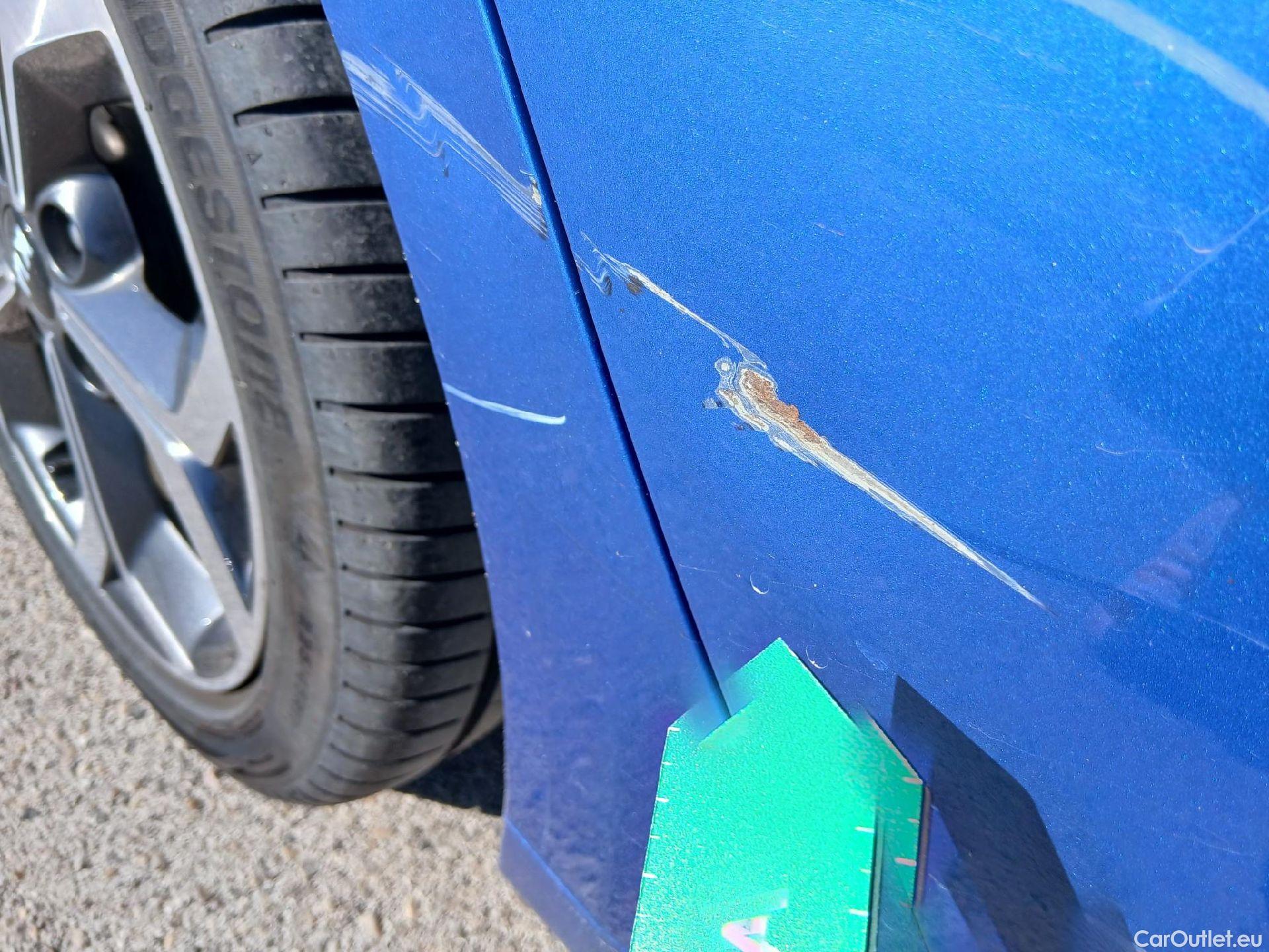  KIA  Cee'd KIA Ceed Tourer / 2021 / 5P / familiar Tourer 1.6 MHEV 100kW Tech DCT #32