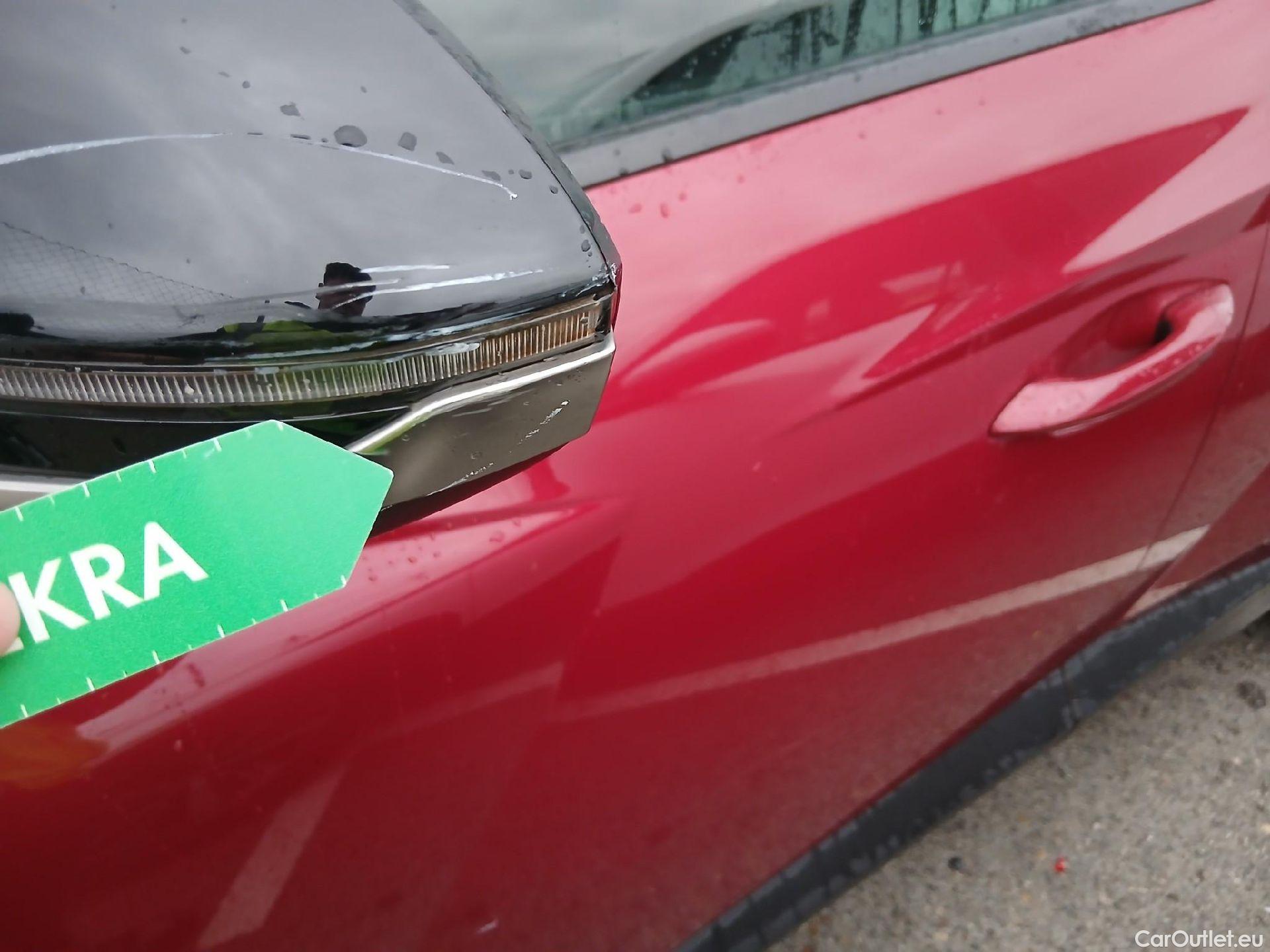  Hyundai  Tucson HYUNDAI  / 2020 / 5P / todoterreno 1.6 TGDI 169kW HEV Tecno Auto 2C #35