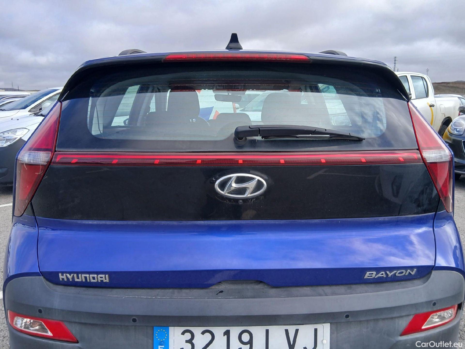  Hyundai  Bayon HYUNDAI  / 2021 / 5P / todoterreno 1.2 MPI Maxx #38