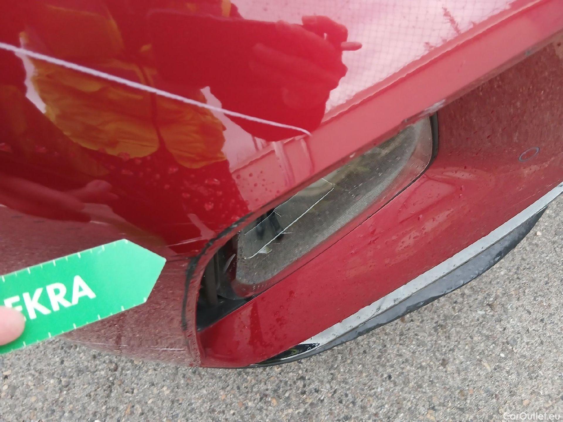  Hyundai  Tucson HYUNDAI  / 2020 / 5P / todoterreno 1.6 TGDI 169kW HEV Tecno Auto 2C #17