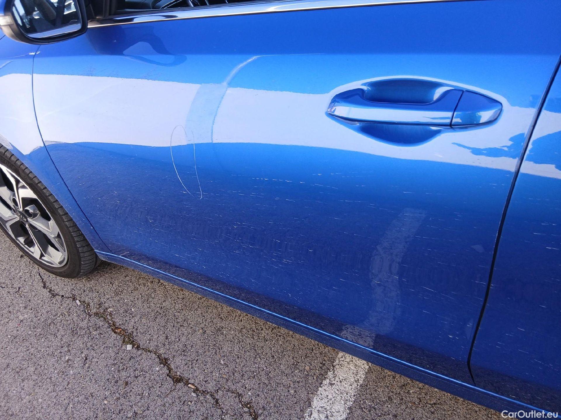  KIA  Cee'd KIA Ceed Tourer / 2021 / 5P / familiar Tourer 1.6 MHEV 100kW Tech DCT #10